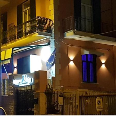 Hotel Taromy Napoli Esterno foto