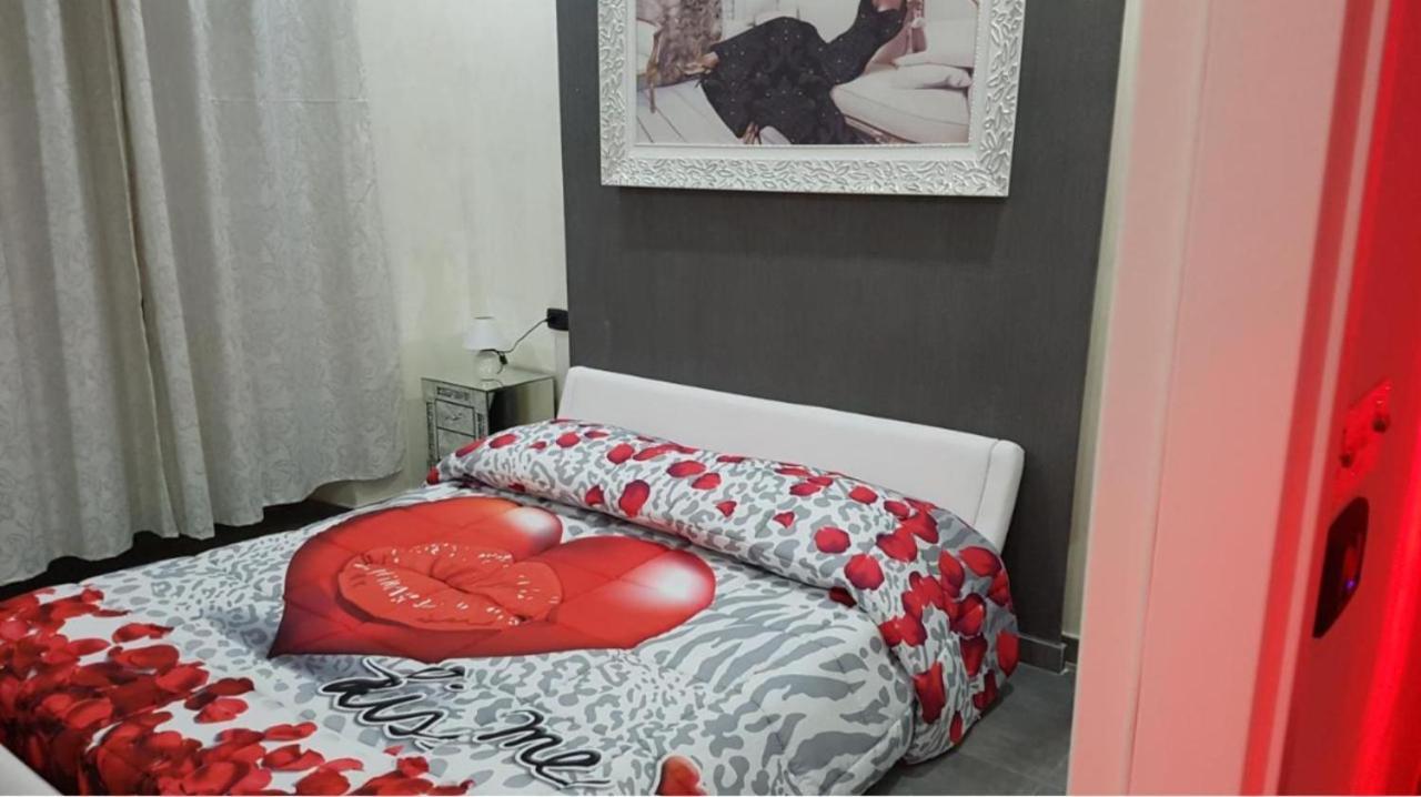 Hotel Taromy Napoli Esterno foto
